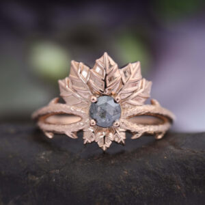14K/18K Gold Nature Inspired Leaf Solitaire Salt and Pepper Round Diamond Ring