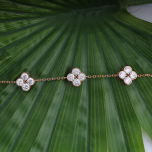 14K/18K Gold Clover Round Diamond Bracelet For Women
