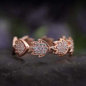 14K/18K Gold Unique Nature Inspired Leaf Paved Round Diamond Ring